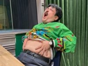 「ガリガリやんけ」空気階段・鈴木もぐら、マイナス38kg！ 衝撃のビフォーアフターに「顔が全然違う」