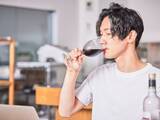 「ワイン好き43歳・年収700万円男性「仕事のことを忘れて飲みました」選んでよかったふるさと納税」の画像1