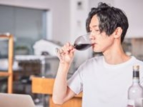 ワイン好き43歳・年収700万円男性「仕事のことを忘れて飲みました」選んでよかったふるさと納税