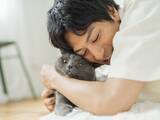 「「みんながやっている」に弱い人は要注意！ ジリ貧を招くお金の決め方」の画像1