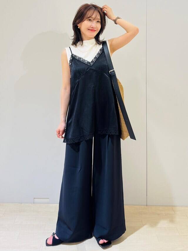 2026年春夏のトレンド！【GU】1490円「レースキャミソール」でつくる40代の上品夏コーデ