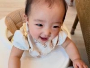 杉浦太陽＆辻希美、第5子の“笑顔全開”プライベートショット公開！ 「#生後8か月の女の子」