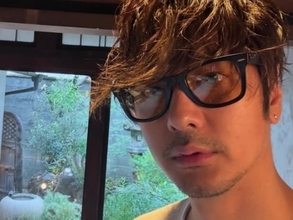 「42歳に見えない」速水もこみち、誕生日のイケメンショット公開！ 「イケ散らかしとる」「かっけぇ」