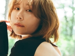 「お～い背中丸見えですよ」有村藍里、デビュー20周年記念の写真集発売！ 大胆カットに「肌美しい」の声