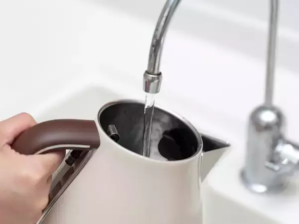 「思った以上にぬるくなるのが早い…」コーヒーや紅茶をよく飲む49歳女性が買って後悔したキッチン家電