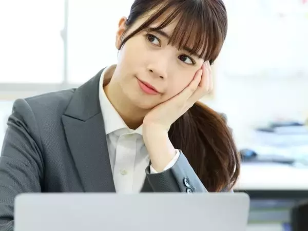 「手取り20万円から毎月3万円の返済はしんどい」25歳女性が奨学金50万円を借りた理由