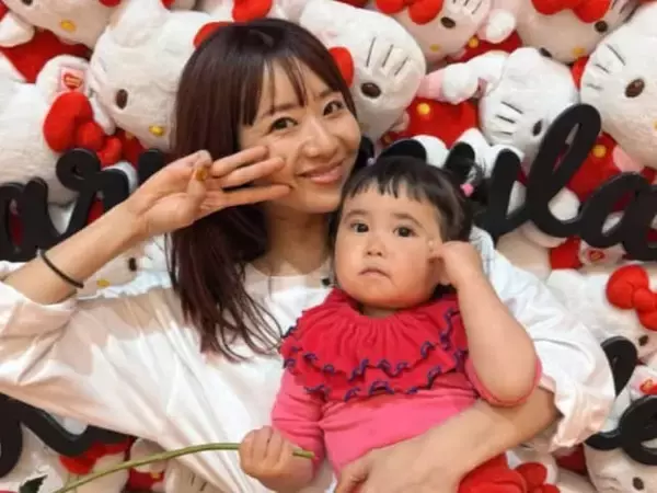 「本当に最高だった」Dream Aya、サンリオパークで娘との親子ショット公開「キティちゃんに会えたし」