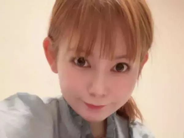「整ったお顔の家系」中川翔子、息子の初“立ったー！”を報告「早いですね　びっくり」「成長すごい」