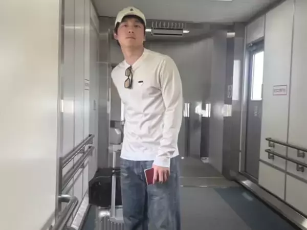 「顔小さくてやべえ」坂口健太郎、NY渡航前のイケメンショット公開！ 「マジ最高」「カッコいい」
