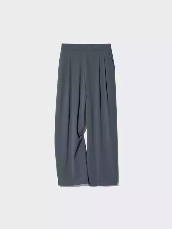 「夏に大活躍の2990円パンツ！【ユニクロ】楽ちんワイドパンツでつくる「40代のきれいめ夏コーデ」3選」の画像