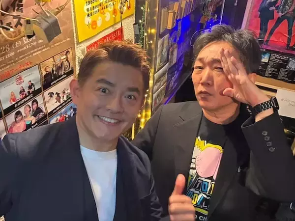 「「若返ってる」スピードワゴン・小沢一敬2年ぶりの投稿に「待ってたよ！」「二人とも満面の笑み〜」の声」の画像