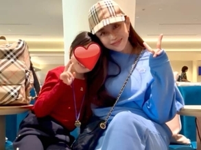 PINKY、ファーストクラス？ 娘との豪華なタイ旅行の機内ショット公開「フライト中のいつものルーティンは」