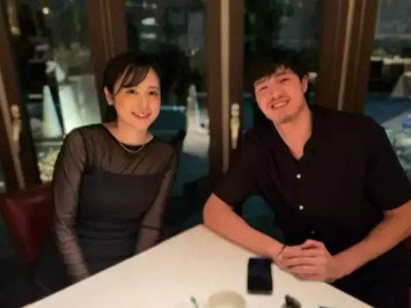 久慈暁子＆バスケ渡邊雄太、結婚4周年の夫婦ショットに反響「体型を昔と変わらず維持してるのはすごい」
