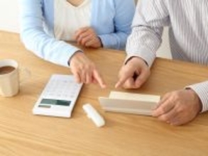 年金を受給しながら正社員として働いています。確定申告は必要ですか？【2025年】