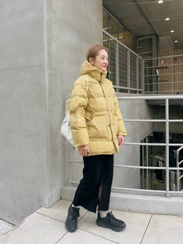 2026年1月は「イエロー」で運気アップ！ 上級者感あふれる「差し色コーディネート」4選