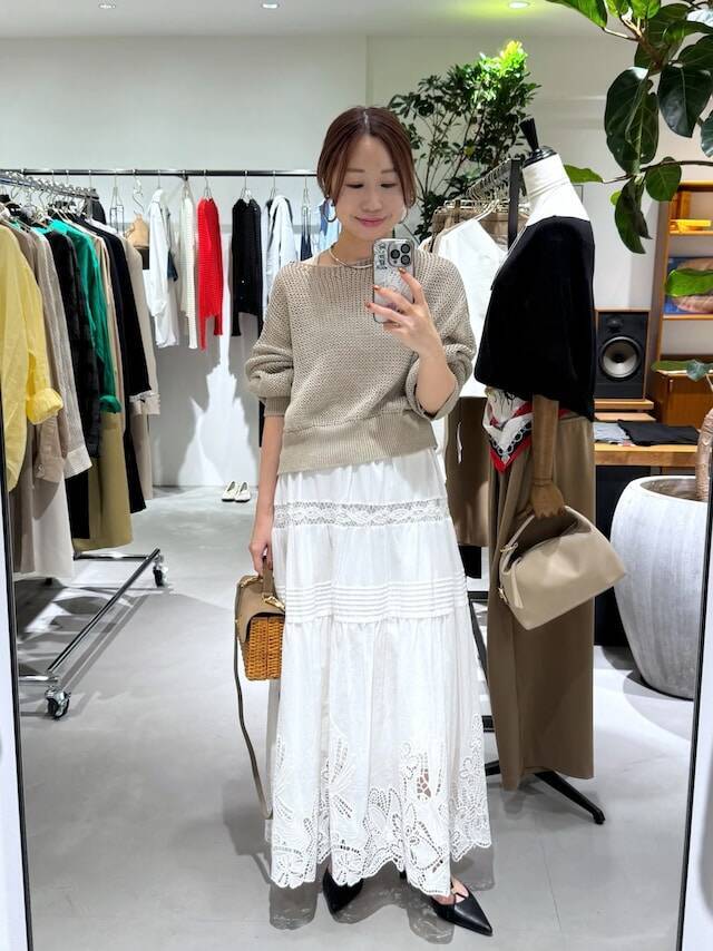 【2026春夏】トレンドの「レース」は甘さを抑えて着こなすのが正解！「大人の最旬レースコーデ」3選