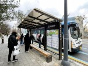 バス車内でお茶をぐびぐび……だけじゃない、海外旅行で「日本人」がやらかす笑えないマナー違反