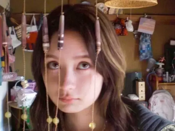 「初出し情報でびっくり」畑芽育、“普段からよく遊ぶ仲良しの”男性明かす。「中谷とよく遊ぶとは?!」