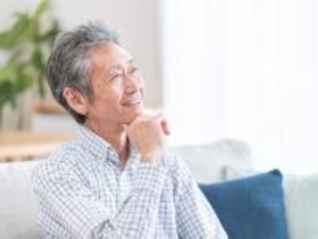 「歯の治療に5万円、日中はパチスロ。でも黒字」65歳の年金生活2年目