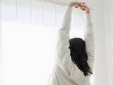 「会うのをやめたら「時間的にも精神的にも金銭的にも楽に」39歳女性が“物価高”で見直した人間関係」の画像1