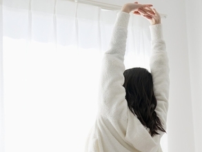 会うのをやめたら「時間的にも精神的にも金銭的にも楽に」39歳女性が“物価高”で見直した人間関係