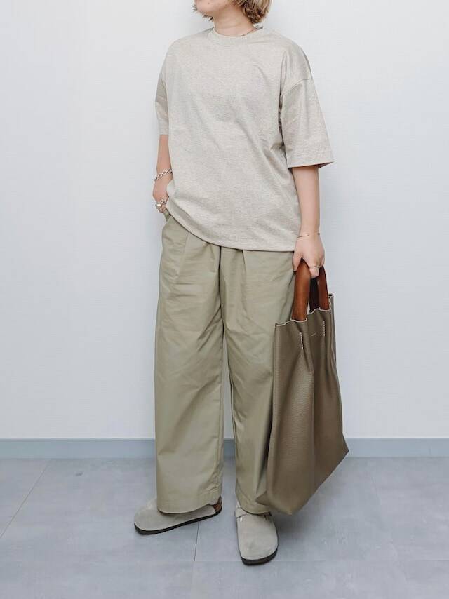 【無印良品】暑い夏でも涼しく着られる！ 40代向け「夏のおしゃれカジュアルコーデ」3選