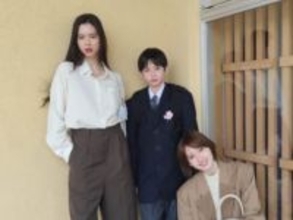 「そんな大きい子おったの!?」美人モデル、イケメン弟の顔出しショット公開「めちゃくちゃモテそう」