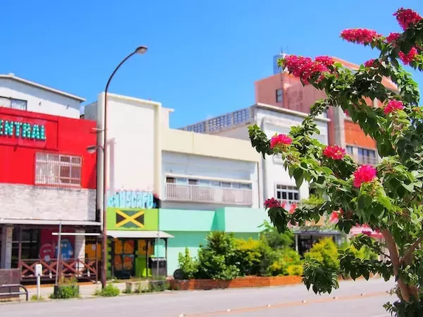 【2025年版】沖縄県民が選んだ「住み続けたい街（自治体）」ランキング！ 2位「嘉手納町」、では1位は？