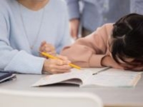 月26万超の塾代、毎朝6時のドリル伴走…約600万を投じてわが子を「最難関」へねじ込んだ母の告白