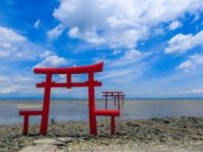 【佐賀県】有明海を望む「たら竹崎温泉」の魅力とは？ 「月の引力が見える町」で竹崎カニと美肌の湯を堪能