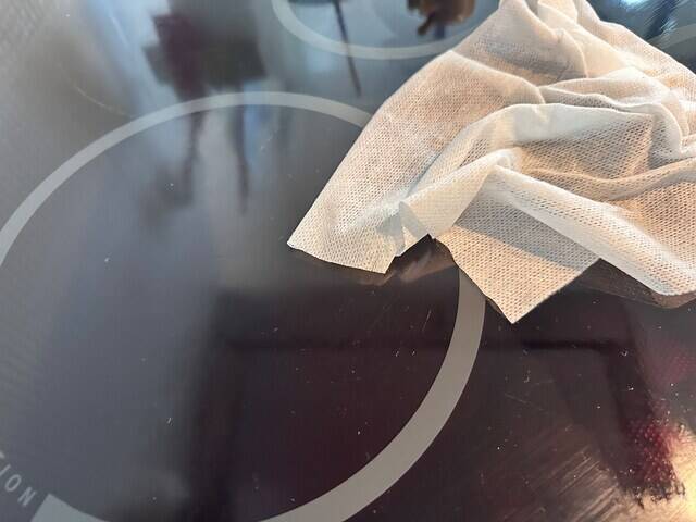 【ダイソー】極厚シートで汚れがごっそり！ 「油汚れクリーナー」シリーズ使い分けのすすめ