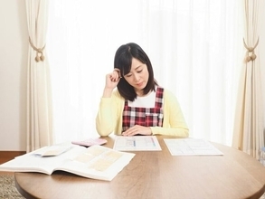お金が貯まらない50代が「見直していないこと」3つ