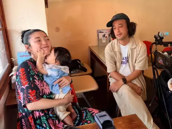 「母になるということ」お笑い芸人の美人妻、子どもとの親子ショットに「愛ですね」「やっぱ尊い」反響