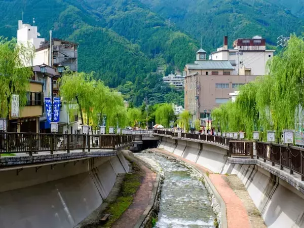 老後に住みたい「岐阜県の自治体」ランキング！ 2位「下呂市」を抑えた1位は？ 【2025年調査】