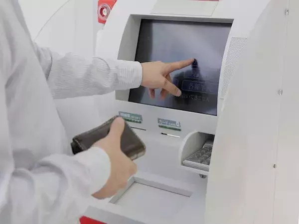 元銀行員が教える！お金の引き出し方で分かる“貯まる人・貯まらない人”