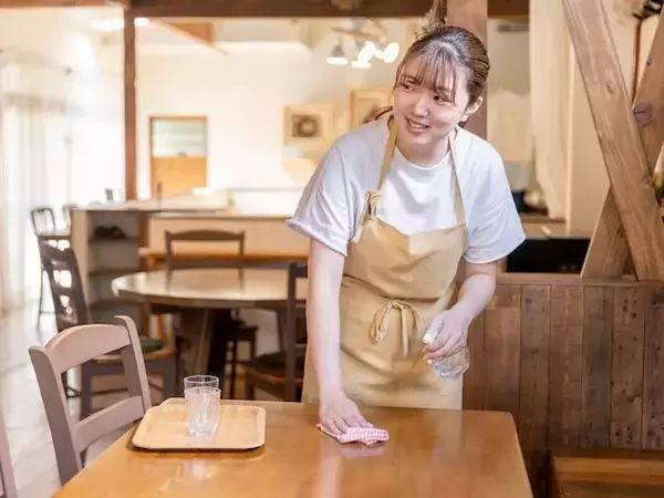 「バイトは勉強の邪魔」は本当か。保護者100人全員が「やらせて良かった」と答えたリアルな理由