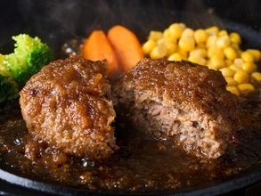 ジョナサン、明日から「シュクメルリ風ハンバーグ」発売開始！ 「うまそう」「すごく食べたい」
