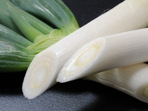 帰省時の手土産にしたい「群馬県のお土産」ランキング！ 2位「下仁田ねぎ煎餅」、1位は？ 【2025年調査】