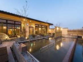 【千葉県の人気スーパー銭湯】「成田空港温泉 空の湯」の魅力は飛行機を望む絶景露天。アクセスの良さもバツグン