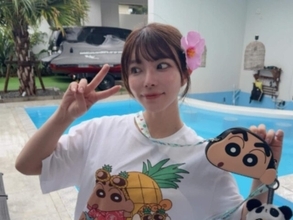 「超カワイイ」上原亜衣、タトゥー＆美脚際立つ慰安旅行ショット公開！ 「一緒に過ごしたいなぁ～」