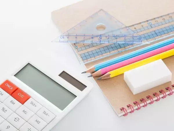 遺族年金をもらっています。年金生活者支援給付金の「収入」の要件に含まれますか？