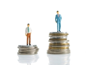 100万円を定期預金と個人向け国債に10年預けたら、利息はどれくらい違う？【2026年2月】