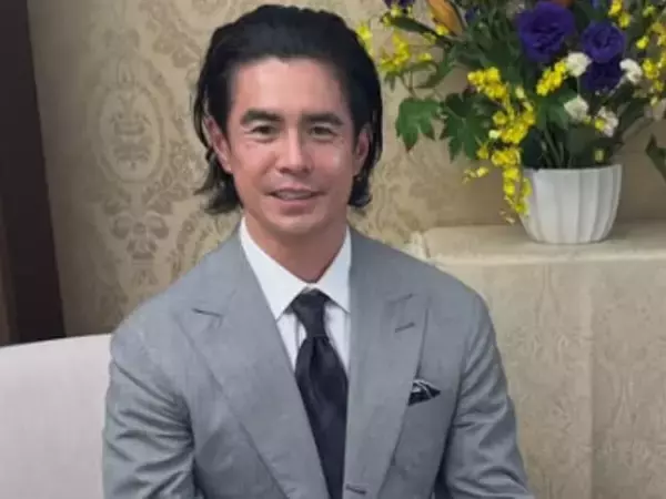 「なにごと？」伊藤英明、大物政治家との2ショットに驚きの声「どんなつながり？」「今度は真面目かよ」