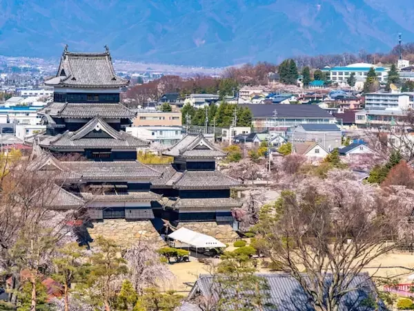 老後に住みたい「長野県の自治体」ランキング！ 2位「松本市」を抑えた1位は？ 【2025年調査】