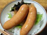 「シャウエッセンを使った暑い日の豪快飯に反響！ 5分でできる“さっぱりメシ”に「普通に美味そう」反響」の画像1