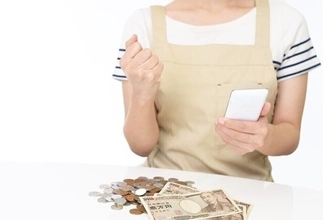 1カ月もので金利3.0％の定期預金に100万円預けたら、1カ月後にもらえる利息はいくら？