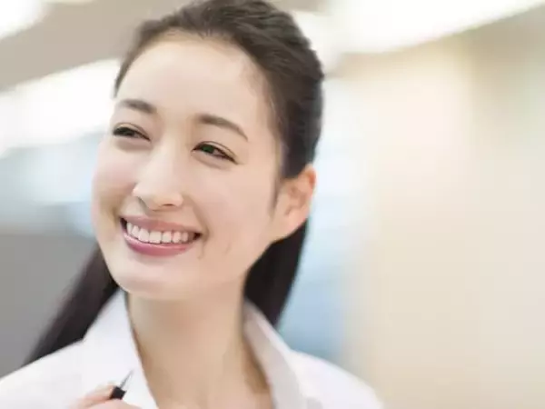 ゆうちょ銀行の通常貯金VS高金利な銀行の普通預金。100万円を預けたら1年後の利息はいくら違う？