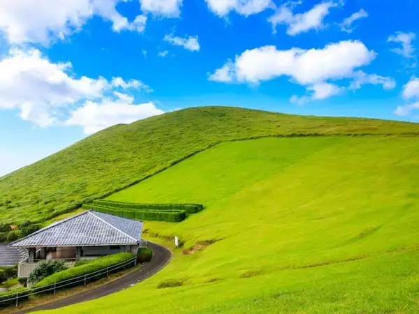 【30代男女274人に聞いた】春に行きたい「長崎県の旅行先」ランキング！ 2位「五島列島」、1位は？【2026年調査】
