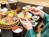 「「上げ膳据え膳は心のゆとりの極み」世帯年収650万円・41歳女性が物価高でも“旅行”を続ける理由」の画像1