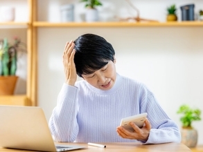 「お金の面で苦労しています」56歳パート女性、貯金200万円。持ち家の老朽化と向き合う実家暮らし